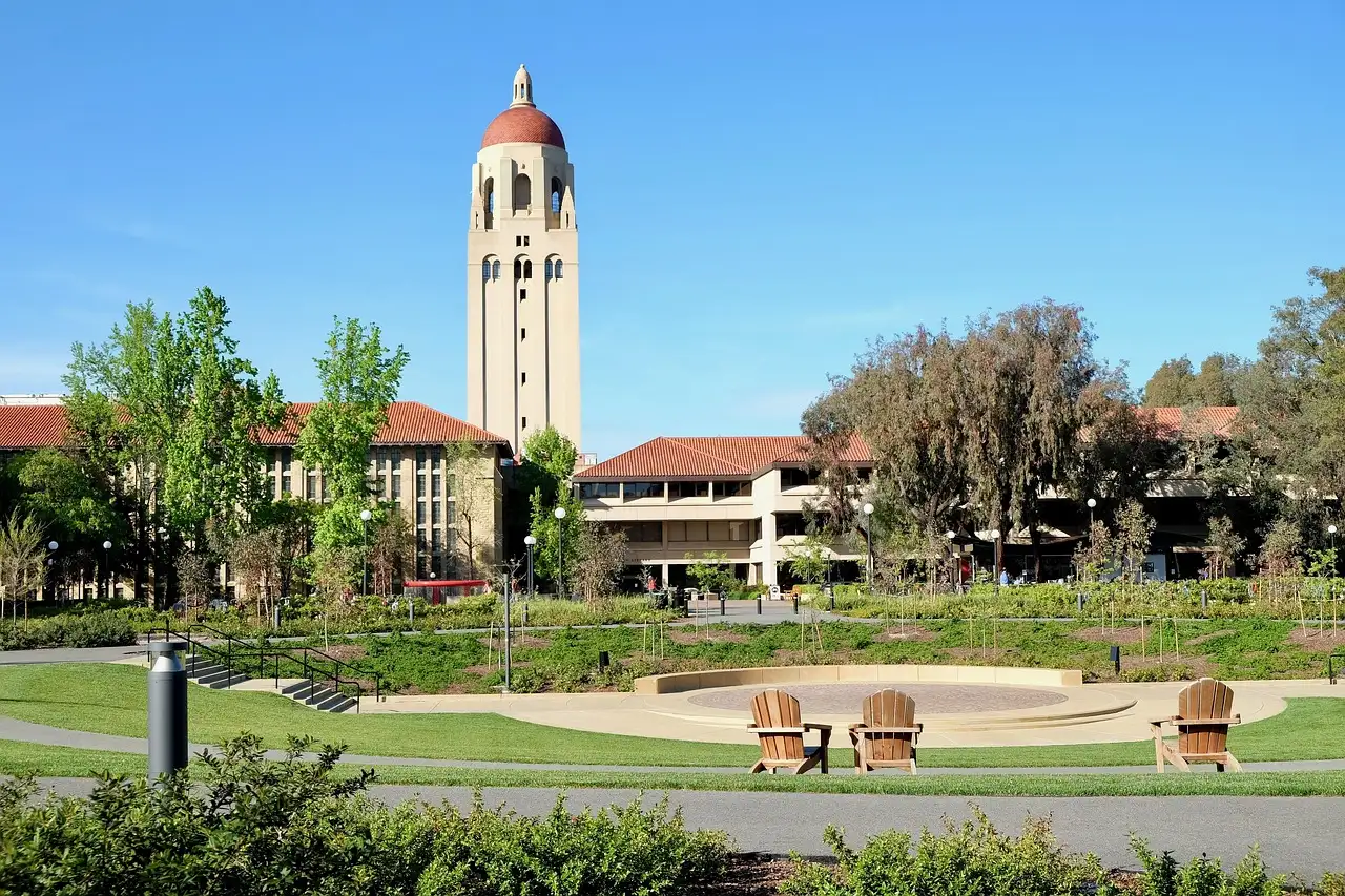 Hoover Tower on the Stanford University campus